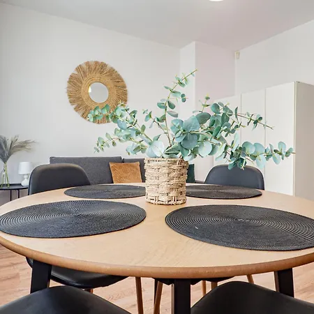 As 2-pokojowy Rynek Ratusz 13-14 شقة *