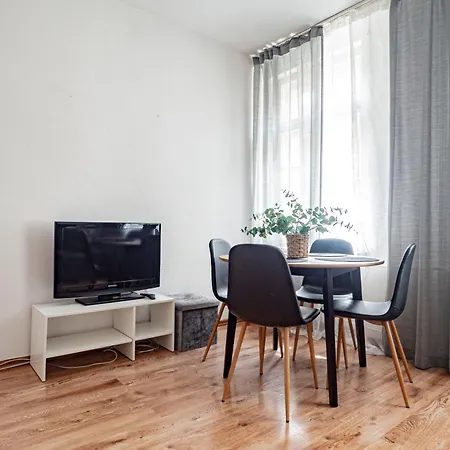 Apartment As 2-pokojowy Rynek Ratusz 13-14 *